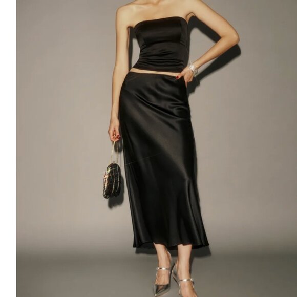 Reformation Dresses & Skirts - NWT REFORMATION | 100% Silk Petites Layla Silk Skirt in Black Size 6